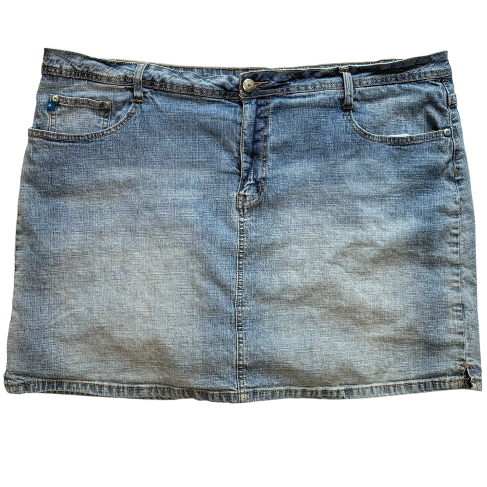 vtg y2k Zana Di denim mini skirt with attached shorts, size 22